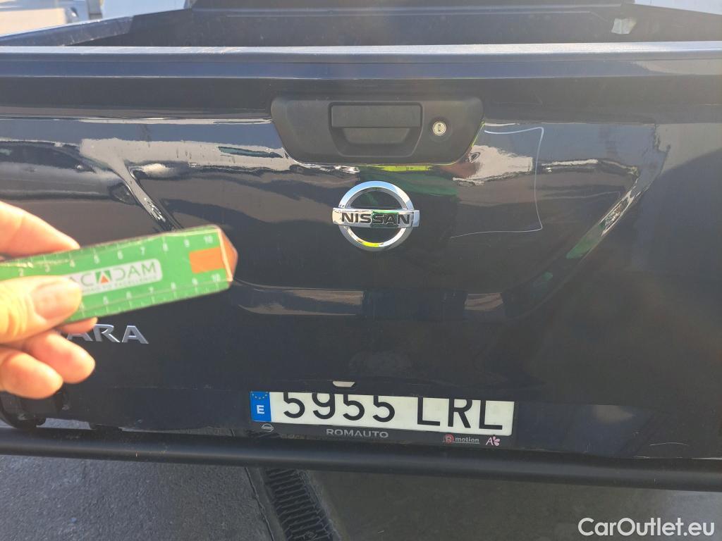  Nissan  Navara NISSAN  / 2015 / 4P / pickup D. Cab. 2.3dCi 120kW(160CV) Acenta BDif #5
