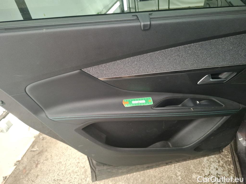  Peugeot  5008  Allure Pack 1.2 PureTech 130CV BVA8 7 Sieges E6d #18