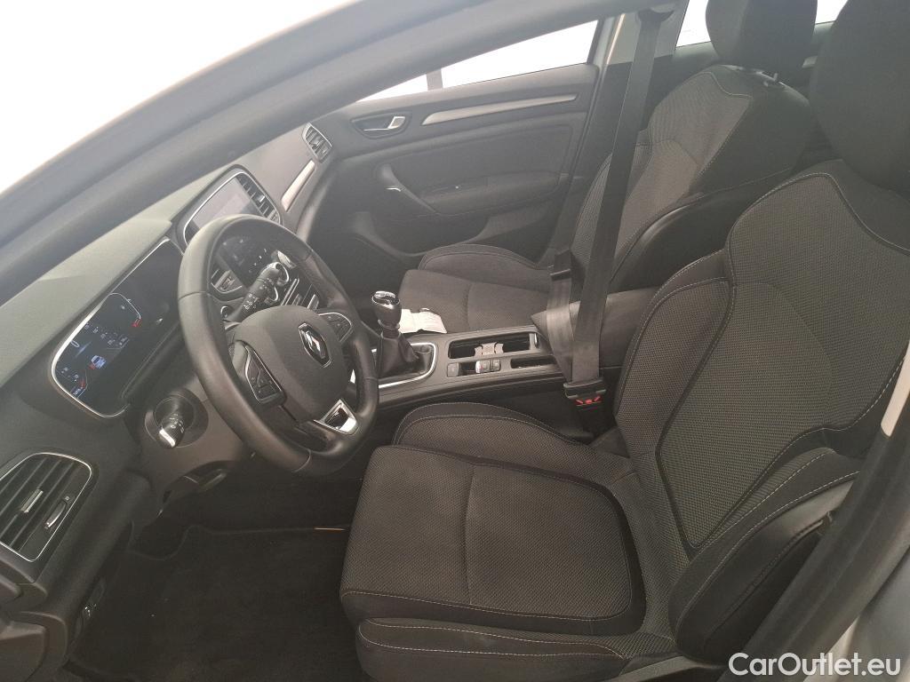  Renault  Megane RENAULT Mégane Berline / 2020 / 5P / Berline evolution TCe 140 #12