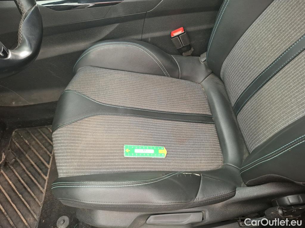  Peugeot  5008  Allure Pack 1.2 PureTech 130CV BVA8 7 Sieges E6d #28