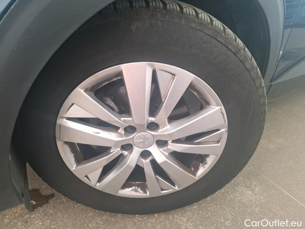  Peugeot  5008  Active Business 1.2 PureTech 130CV BVA8 E6d #23