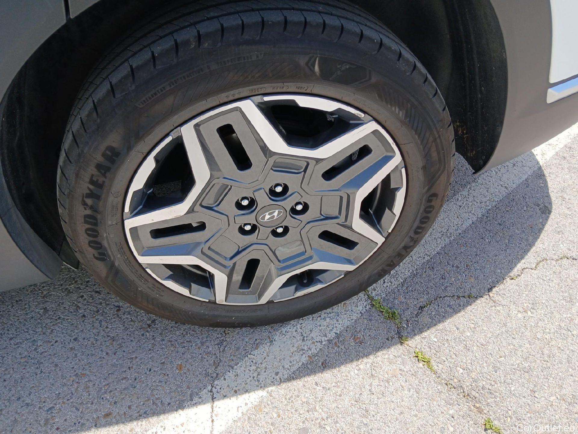  Hyundai  Santa Fe HYUNDAI  / 2021 / 5P / todoterreno 1.6 TGDi PHEV Maxx Auto 4x4 #18
