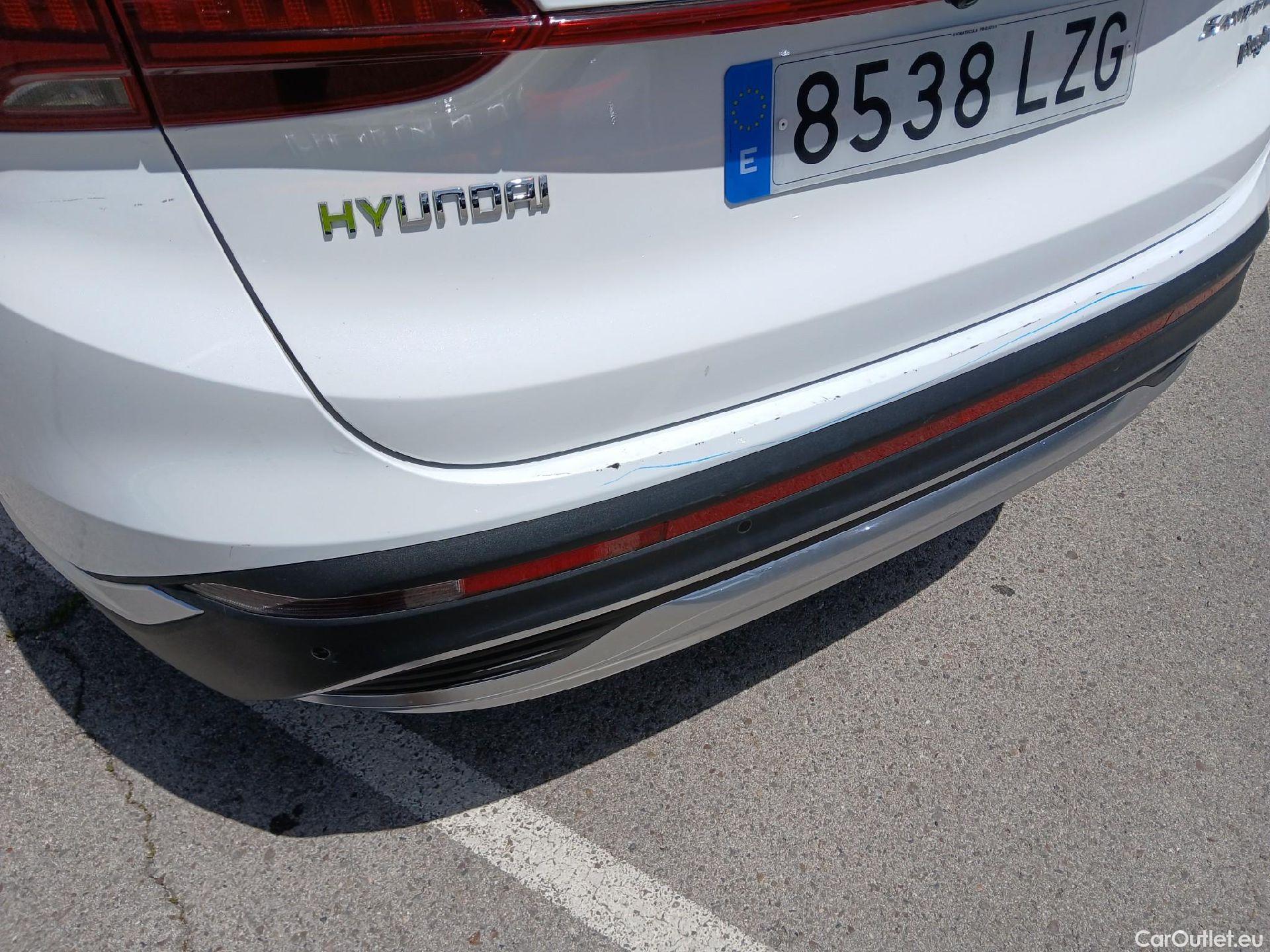 Hyundai  Santa Fe HYUNDAI  / 2021 / 5P / todoterreno 1.6 TGDi PHEV Maxx Auto 4x4 #21