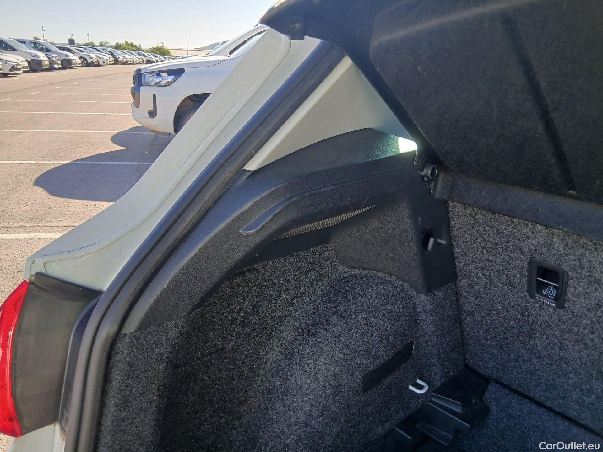  Seat  Arona SEAT  / 2017 / 5P / todoterreno 1.0 TSI 70kW (95CV) Style Edition Eco (CX) #35