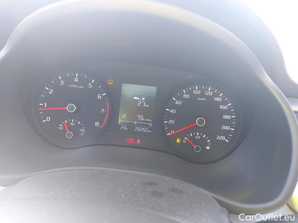  KIA  Rio KIA  / 2020 / 5P / berlina con portón 1.2 DPi 62kW (84CV) Concept #36