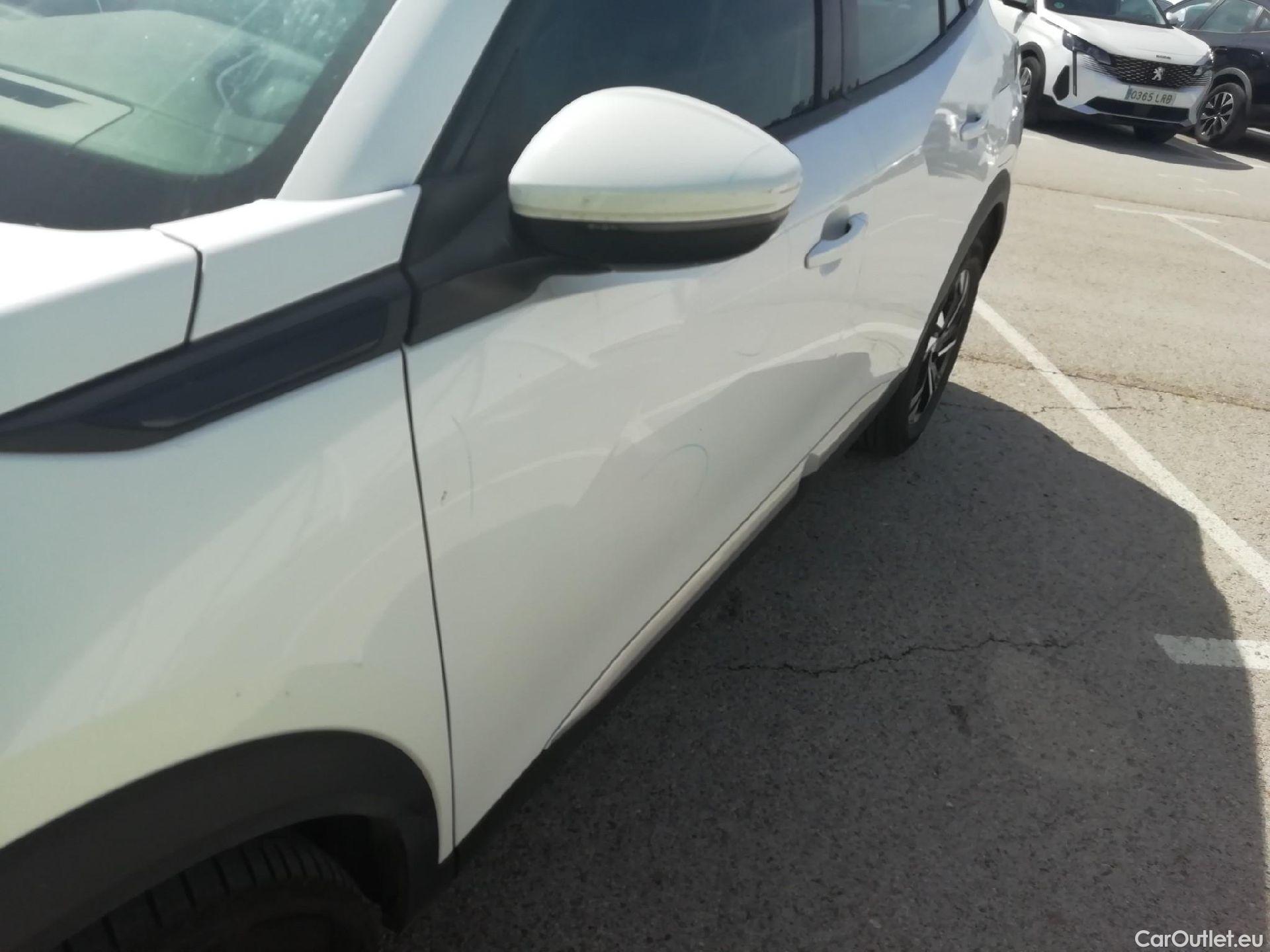  Peugeot  2008 PEUGEOT  / 2019 / 5P / todoterreno Allure BlueHDI 100 S&S BVM6 (AC) #16