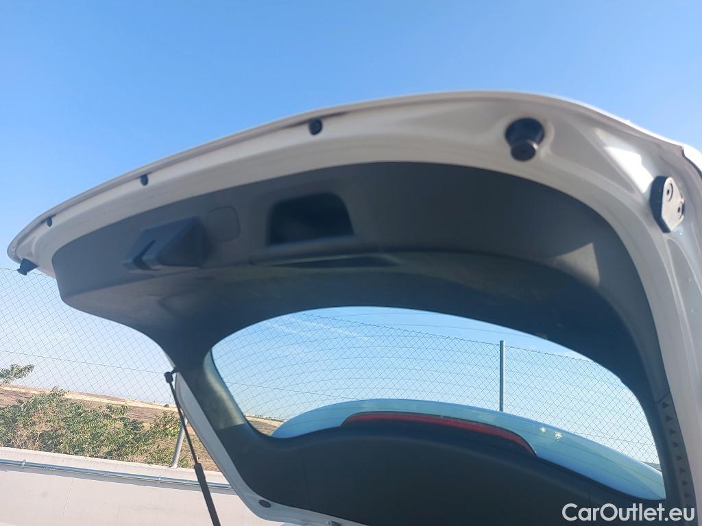  KIA  XCeed KIA  / 2019 / 5P / todoterreno 1.0 T-GDi Drive 88kW (120CV) #5