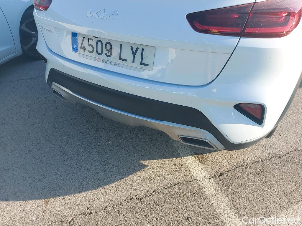  KIA  XCeed KIA  / 2019 / 5P / todoterreno 1.0 T-GDi Drive 88kW (120CV) #17