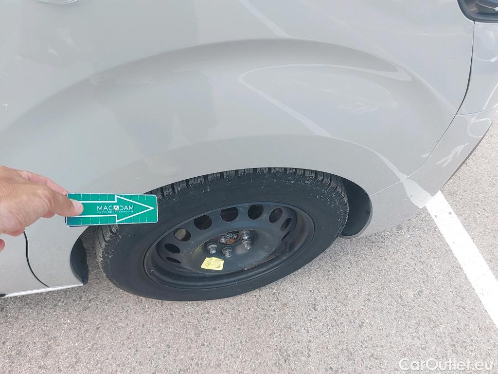  Citroen  C4 Picasso CITROEN Spacetourer / 2016 / 5P / combi Talla M BlueHDi 130KW EAT8 Rip Curl(SP) IND #4