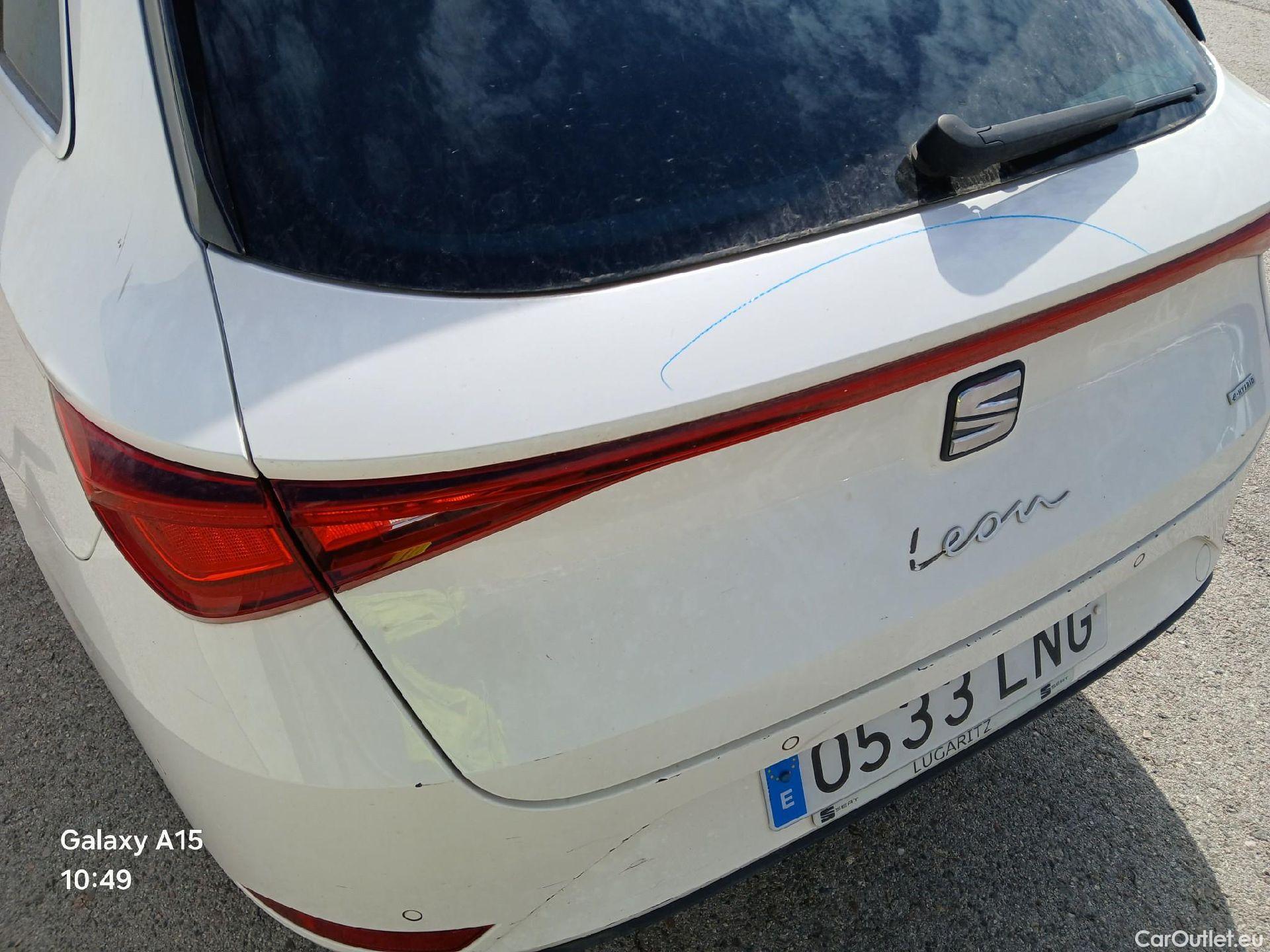  Seat  Leon SEAT Nuevo León / 2020 / 5P / familiar SP 1.4 e-Hybrid DSG S&S Xcellence Go L #17