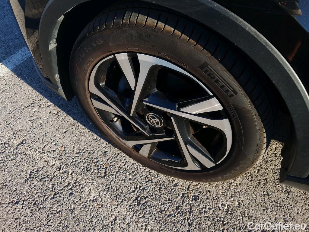  Toyota  C-HR TOYOTA  / 2019 / 5P / todoterreno 2.0 180H Advance #7