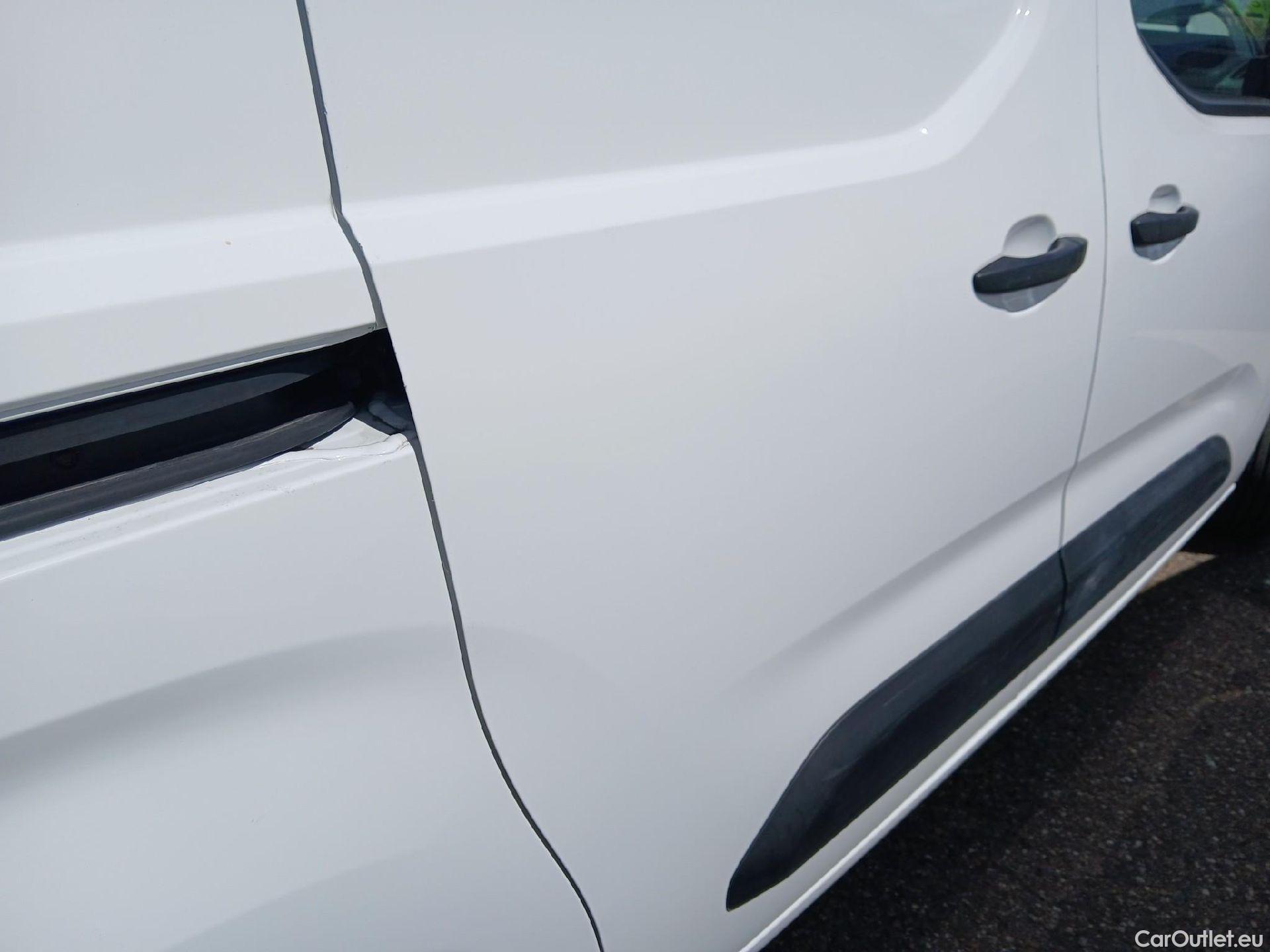  Citroen  Berlingo CITROEN  / 2018 / 3P / furgón derivado de turismo Talla M BlueHDi 100 CONTROL (AC2) #30