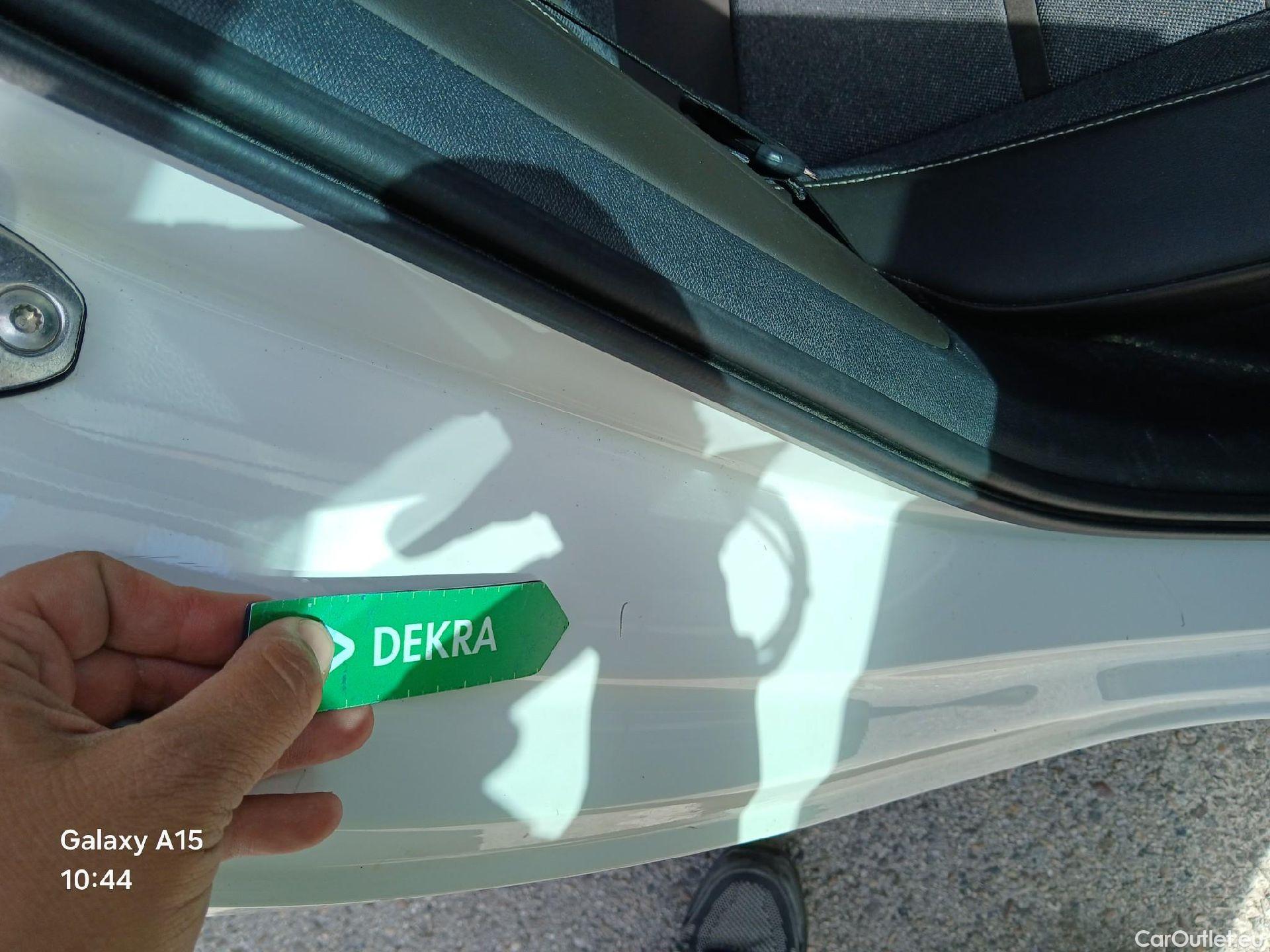  Seat  Leon SEAT Nuevo León / 2020 / 5P / familiar SP 1.4 e-Hybrid DSG S&S Xcellence Go L #3