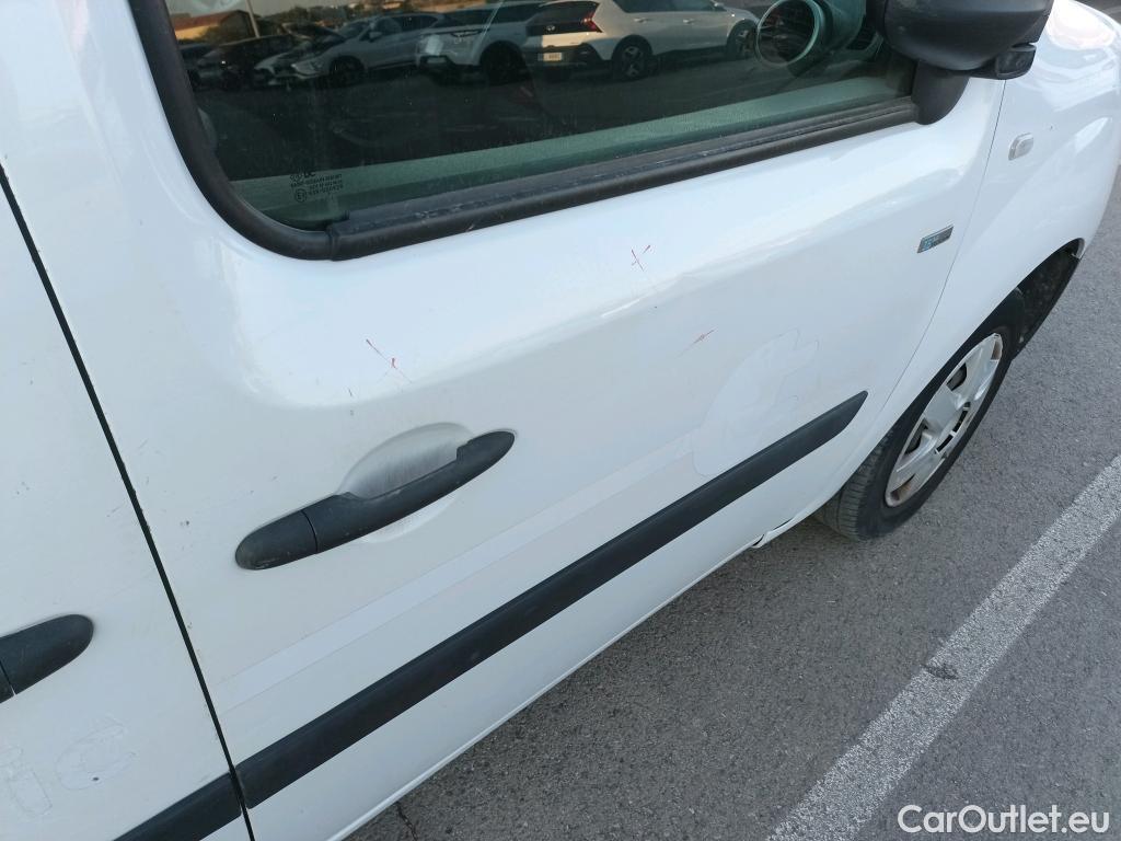  Renault  Kangoo RENAULT  Z.E./2013/4P/furgón derivado de turismo Maxi Z.E. 2 plazas Flexi #18