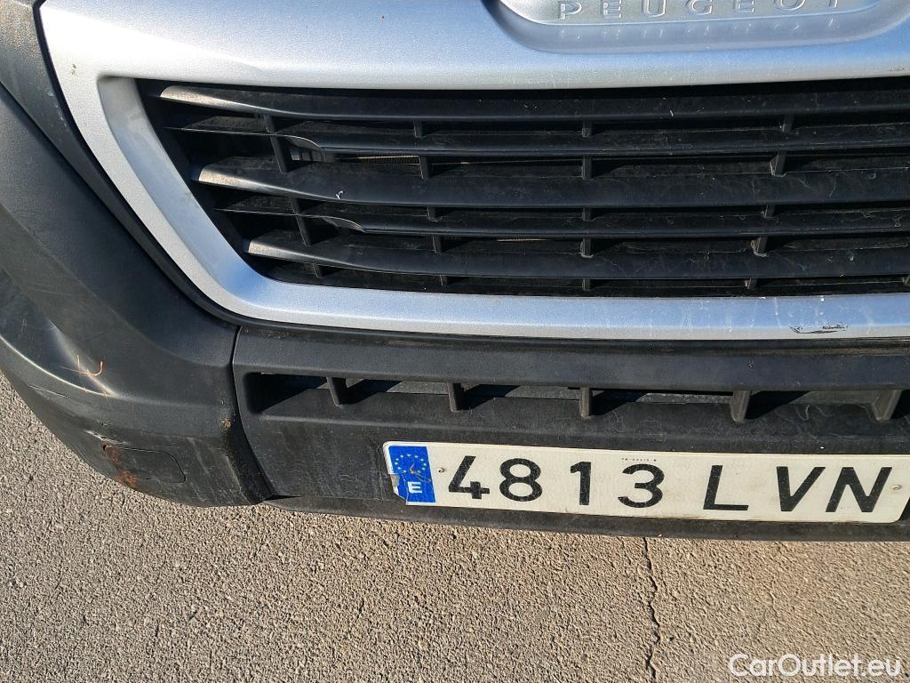  Peugeot  Boxer PEUGEOT  / 2014 / 4P / furgón 335 L3 H2 BHDI 103kW (140CV) S&S 6 V. M #80