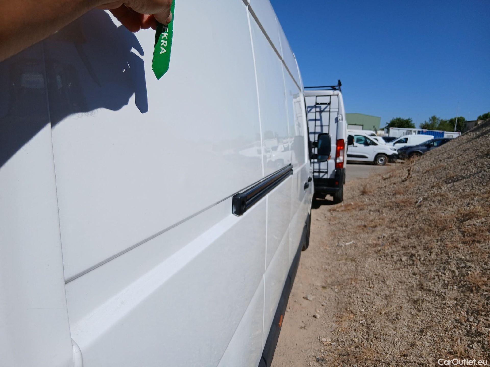  Renault  Master  III Furgón L3H2 HKa 3 5t 2.3 dCi 110CV MT6 E5 #22