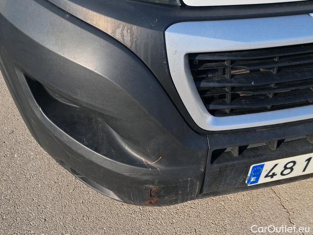  Peugeot  Boxer PEUGEOT  / 2014 / 4P / furgón 335 L3 H2 BHDI 103kW (140CV) S&S 6 V. M #46