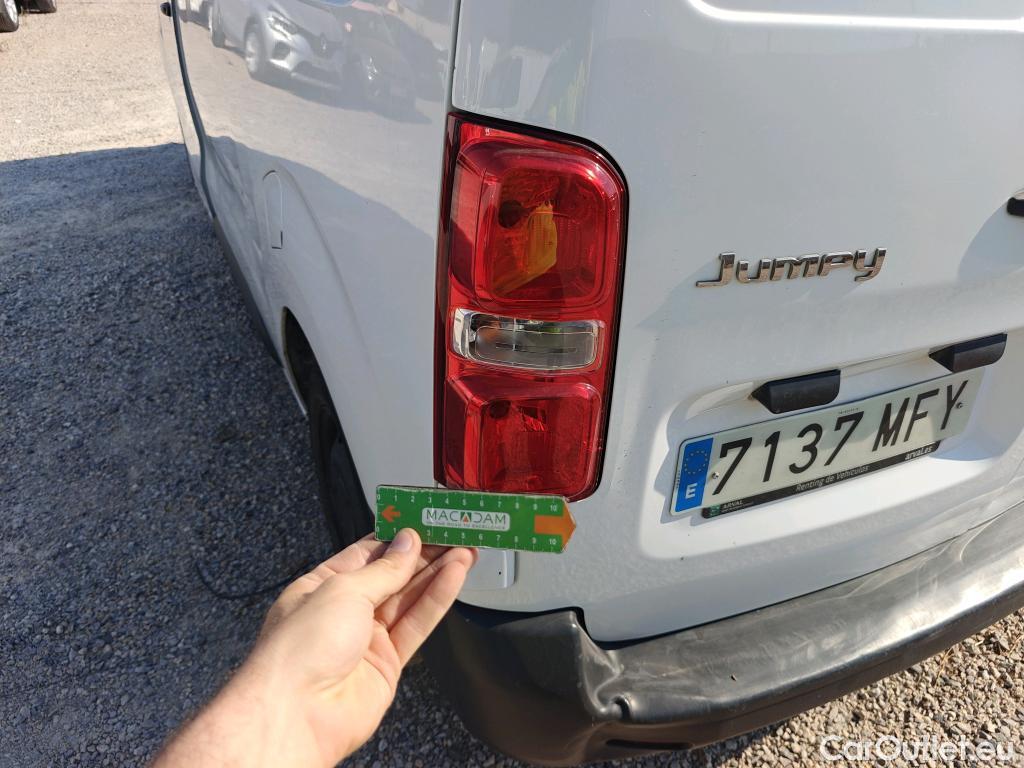  Citroen  Jumpy CITROEN  / 2016 / 4P / furgón Furgón Talla M BlueHDi 100 S&S 6v #35
