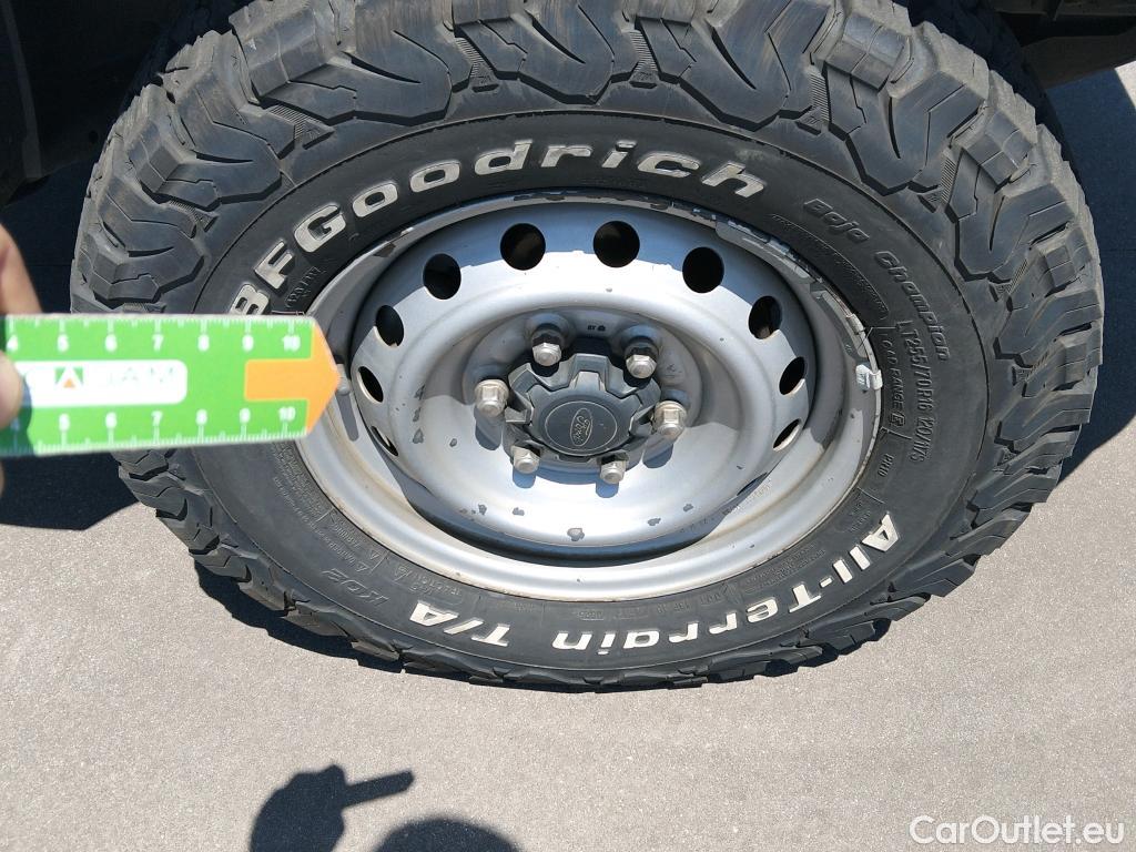  Ford  Ranger FORD  VU 4p 6G pickup 2.2 TDCi 150cv 4x4 Doble Cabina XL #55