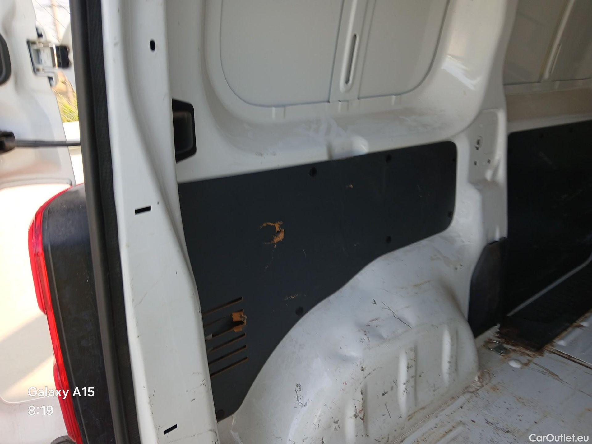  Opel  Vivaro OPEL  / 2019 / 4P / furgón 1.5 Diésel 74kW (100CV) M Std Express (AC) #7