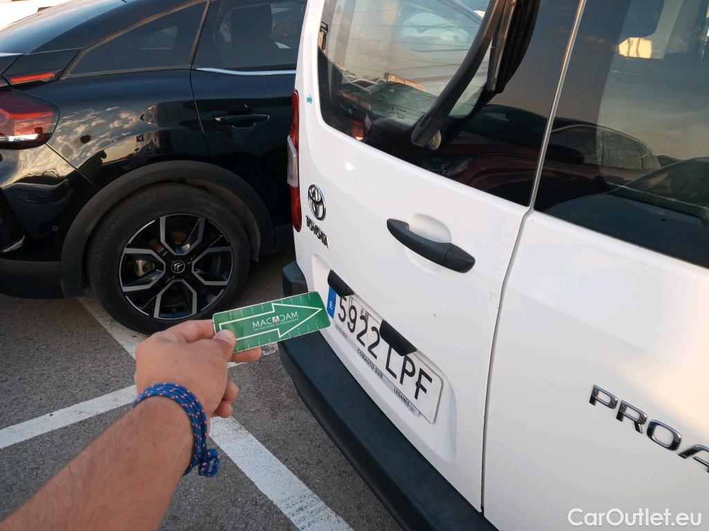  Toyota  Proace TOYOTA  City / 2020 / 4P / combi 1.5D 75kW (100CV) GX L1 #50