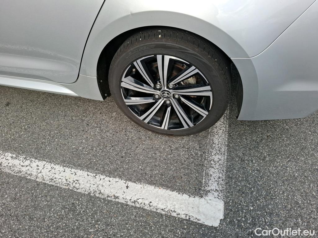  Toyota  Corolla TOYOTA  Touring Sports / 2018 / 5P / Break Hybride 184h Design #20