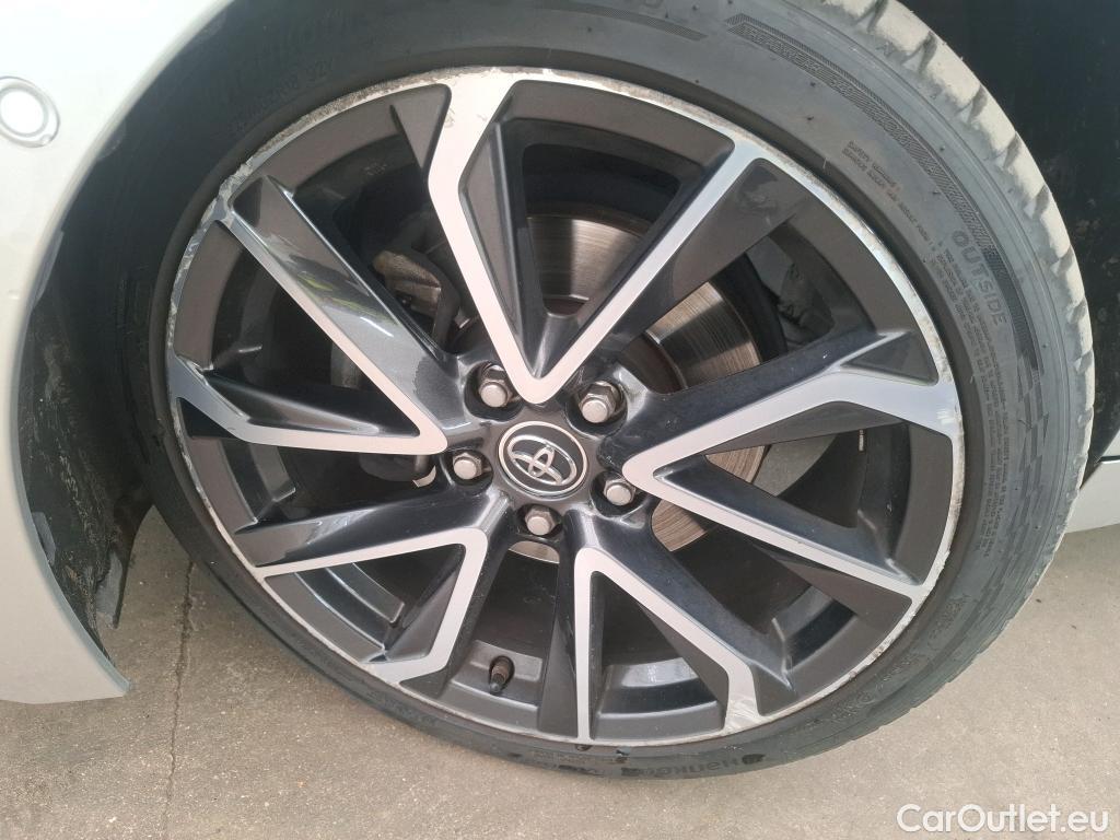  Toyota  Corolla TOYOTA  / 2018 / 5P / Berline Hybride 180h Collection #21