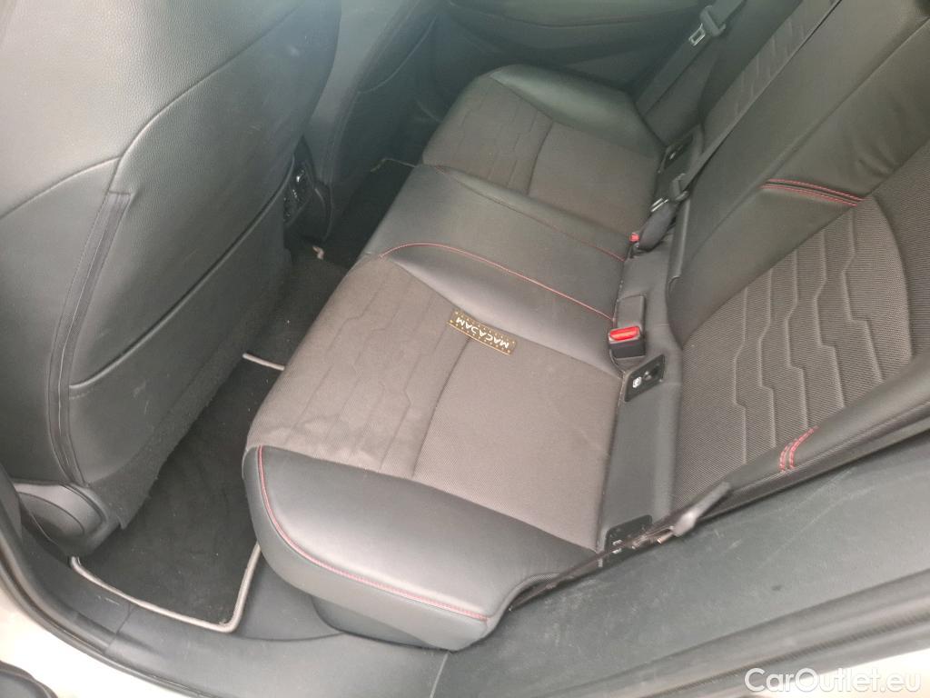  Toyota  Corolla TOYOTA  / 2018 / 5P / Berline Hybride 180h Collection #108