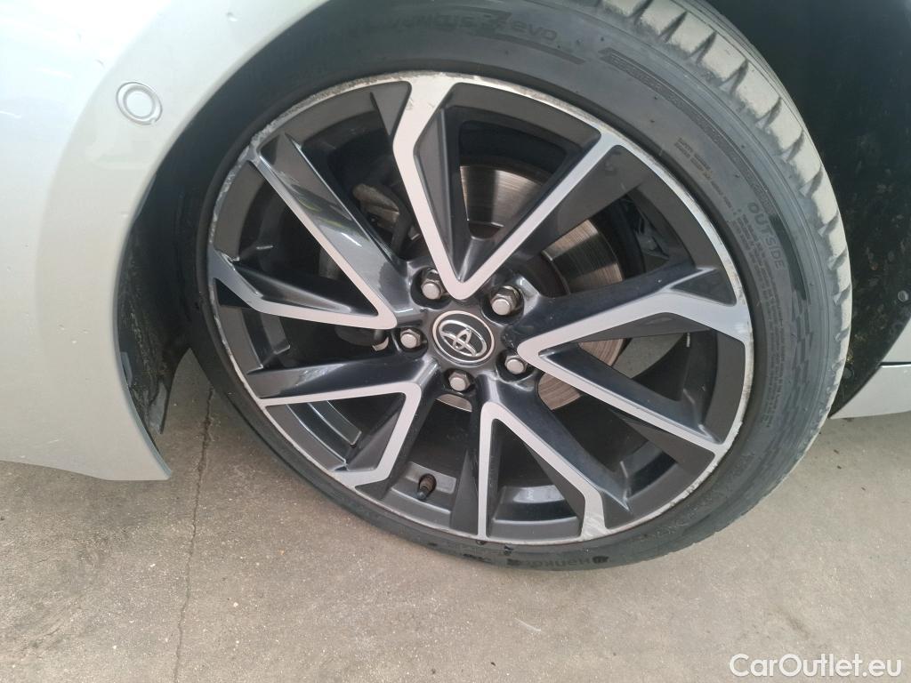  Toyota  Corolla TOYOTA  / 2018 / 5P / Berline Hybride 180h Collection #20