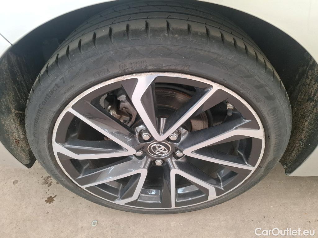  Toyota  Corolla TOYOTA  / 2018 / 5P / Berline Hybride 180h Collection #78