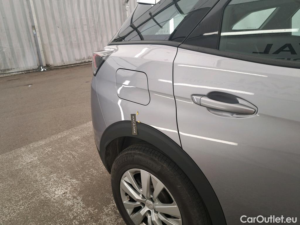  Peugeot  3008  II Active Pack 1.2 PureTech 130CV BVM6 E6d #13