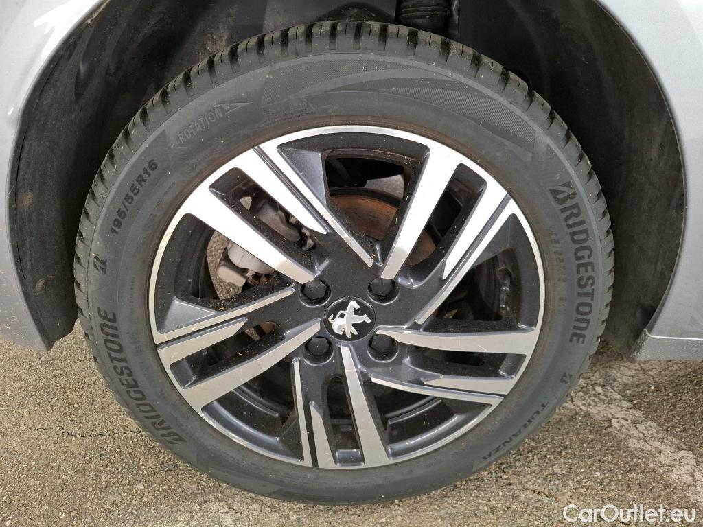  Peugeot  208  Allure 1.5 HDi 100CV BVM6 E6d #62