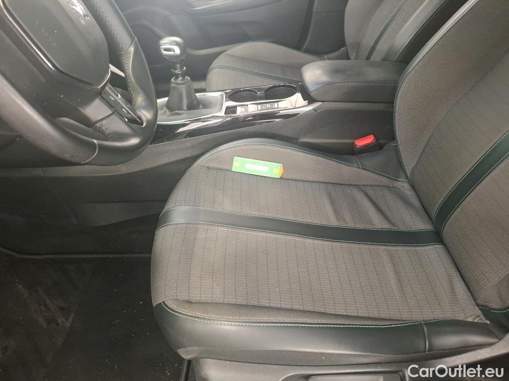  Peugeot  2008  Allure Business 1.5 HDi 110CV BVM6 E6d #53