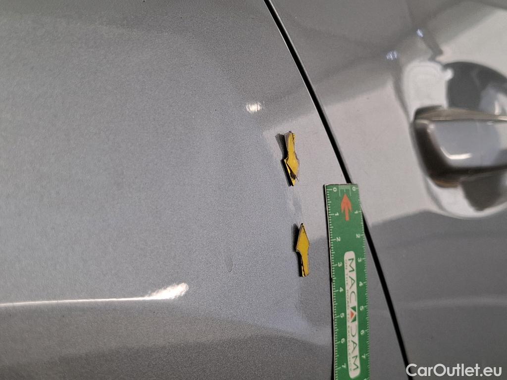  Peugeot  208  Allure 1.5 HDi 100CV BVM6 E6d #17