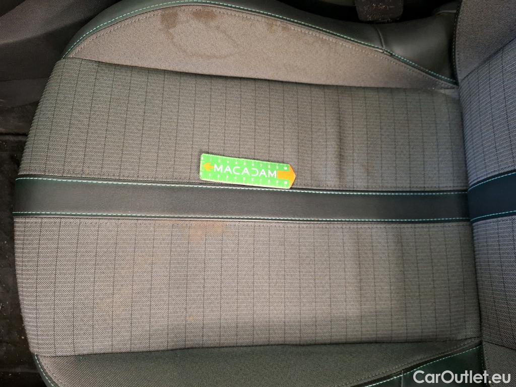  Peugeot  208  Allure 1.5 HDi 100CV BVM6 E6d #90