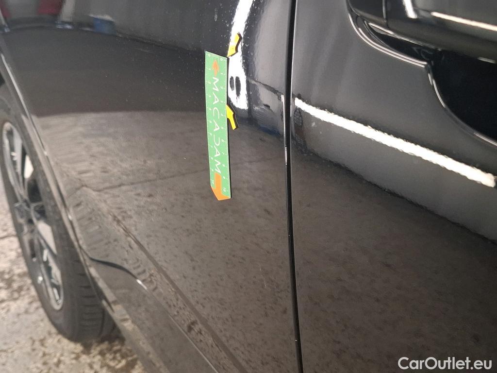  Opel   Grandland X Grandland X Elegance Business 1.5 130CV BVA8 E6d #17