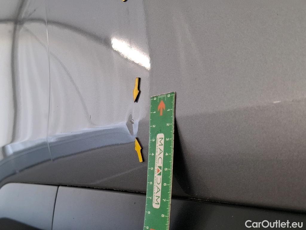  Citroen  C4  Berline Feel Pack 1.2 PureTech 130CV BVA8 6E #9