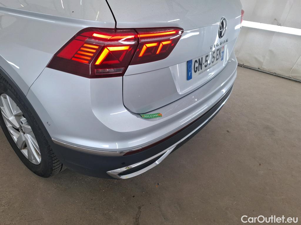  Volkswagen  Tiguan VOLKSWAGEN  / 2020 / 5P / SUV 2.0 TDI 150 DSG7 Elegance Exclusive #25