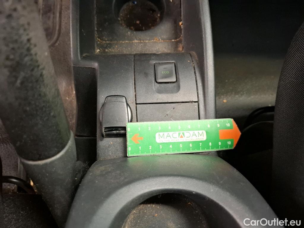  Renault  Kangoo  Express Grand Confort (L1) 1.5 dCi 75CV BVM5 E6 #138