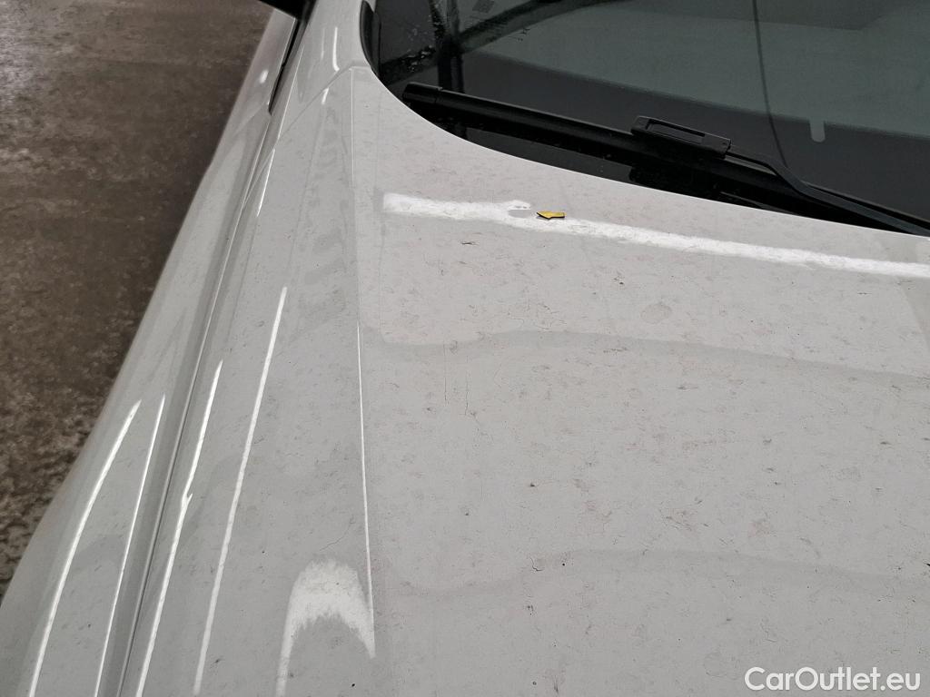  Renault  Megane  IV Berline 5pt. Société Air Nav 1.5 dCi 90CV BVM6 E6 #20