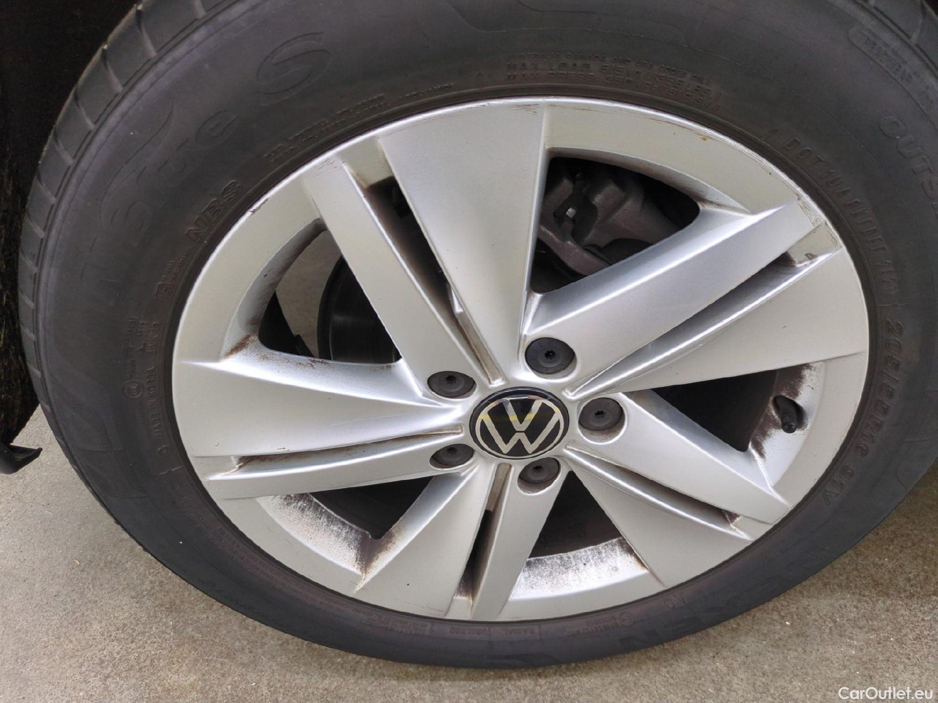  Volkswagen  Golf  VOLKSWAGEN / 2020 / 5P / Berline 1.0 TSI OPF 110 BVM6 Life Busi #6