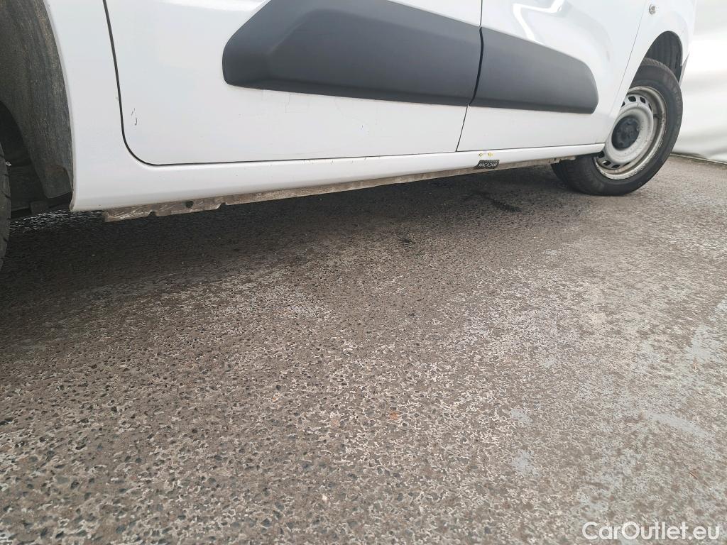  Peugeot  Partner PEUGEOT  VU 4p Fourgonnette BLUEHDI 75 STANDARD 650KG PREMIUM #12