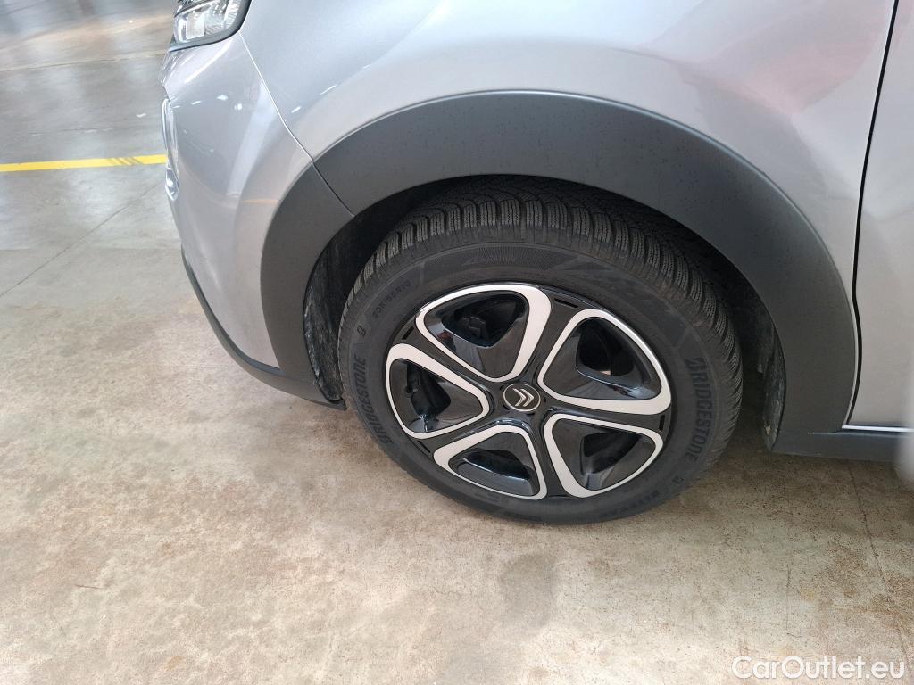  Citroen  C3  Société Feel 1.5 BlueHDI 100CV BVM6 E6d #17