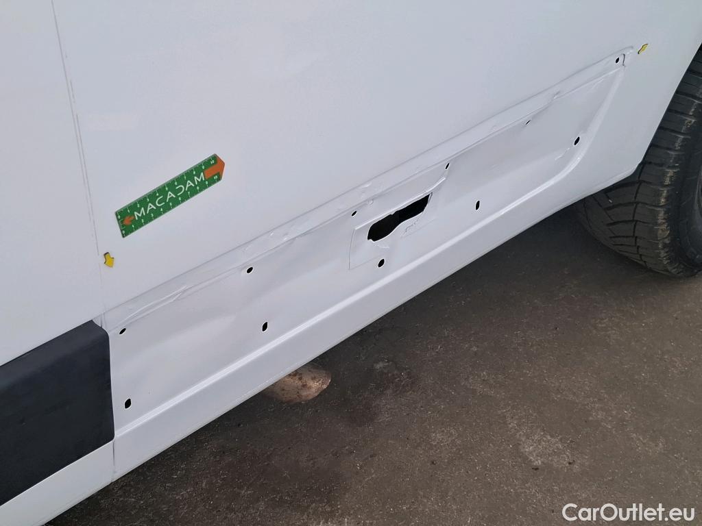  Peugeot  Boxer PEUGEOT  VU 4p Fourgon 2.0 BLUEHDI 160 S&S PREMIUM PA 335 L3H3 #32