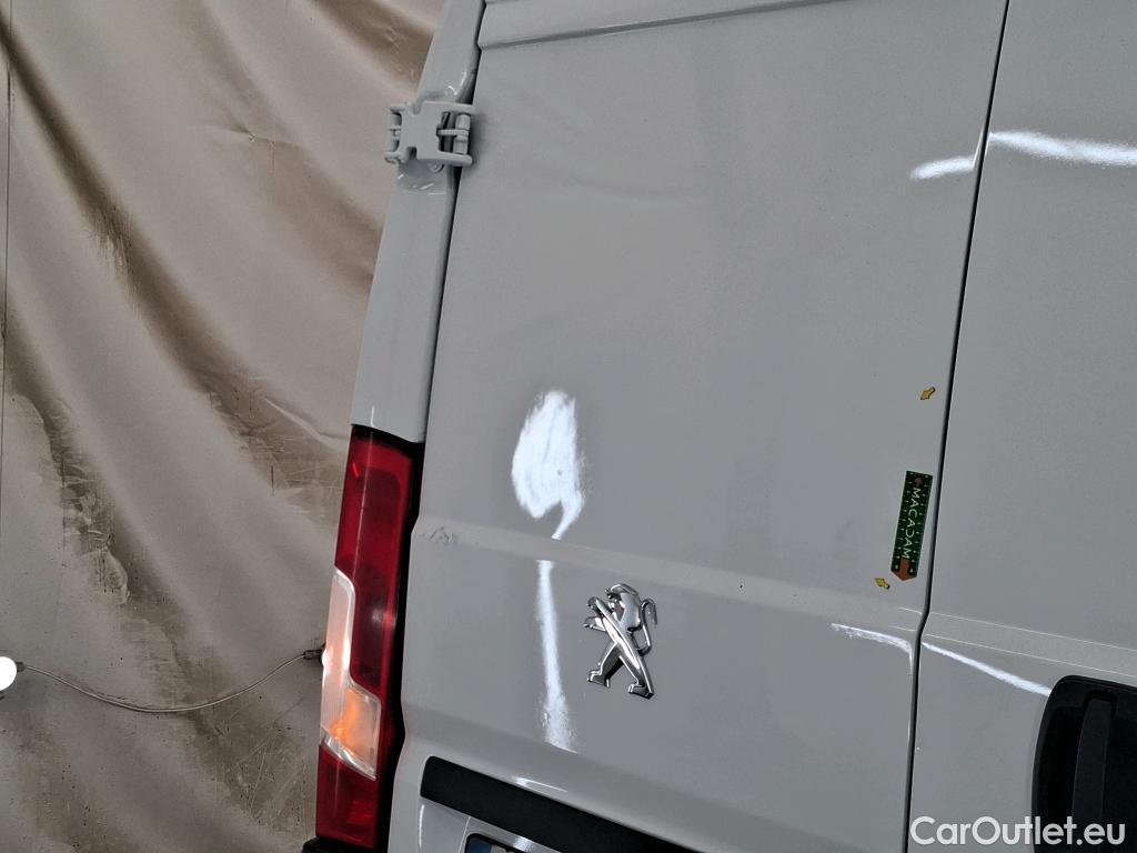  Peugeot  Boxer PEUGEOT  VU 4p Fourgon 2.0 BLUEHDI 160 S&S PREMIUM PA 335 L3H3 #17