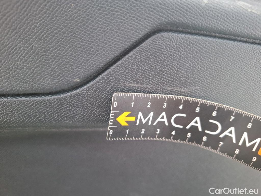  Peugeot  308  Premium Pack 1.5 HDI 100CV BVM6 E6dT #11