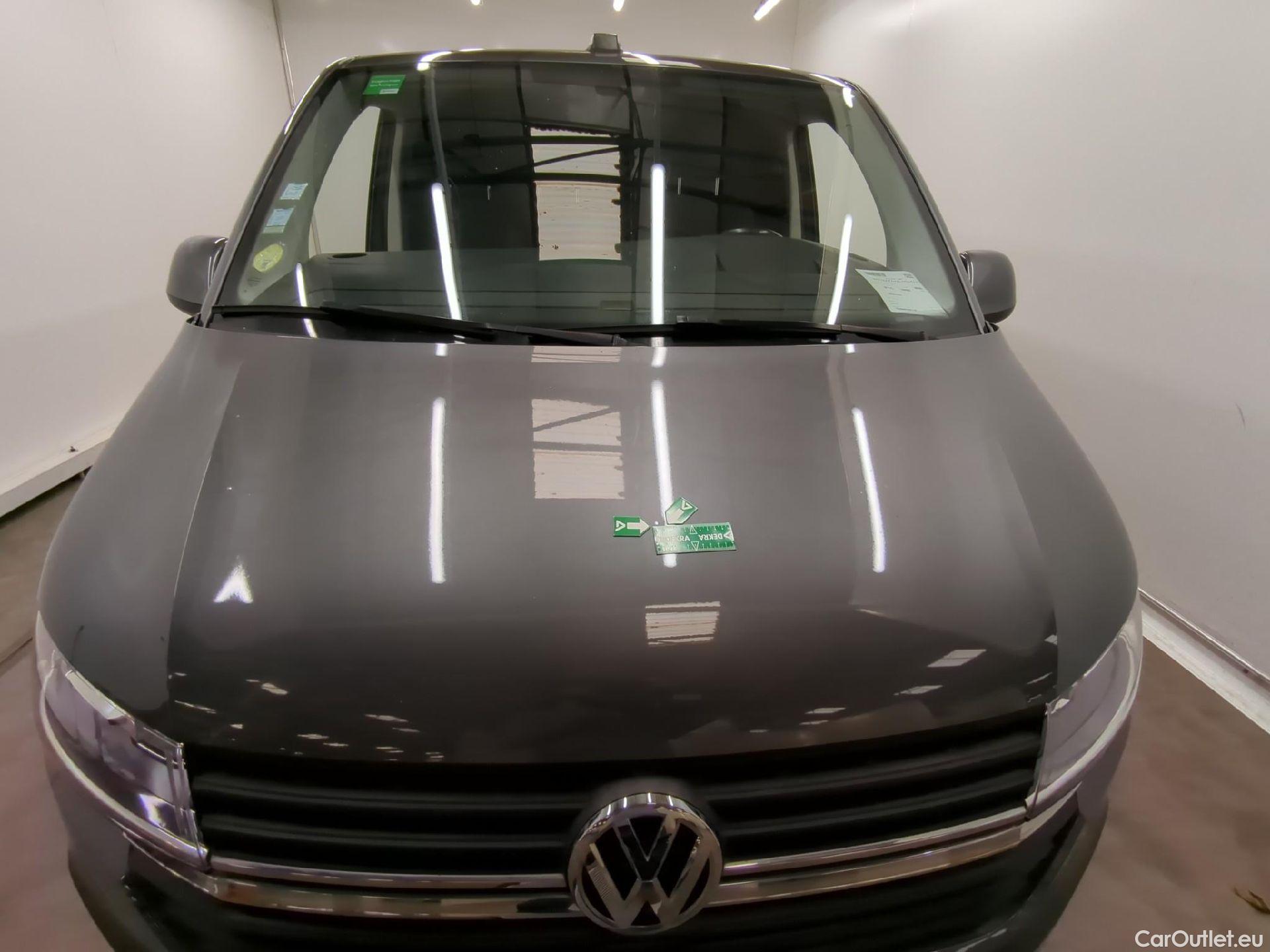  Volkswagen  Transporter VOLKSWAGEN  / 2019 / 4P / Fourgon tôlé 2.0 TDi 150 DSG7 L1H1 Business Line Plus #16