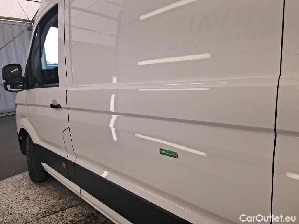  Volkswagen  Crafter  Fourgon Fourgon 35 mittlerer Radstand mit Hochdach FWD 2.0 140CV BVM6 #26