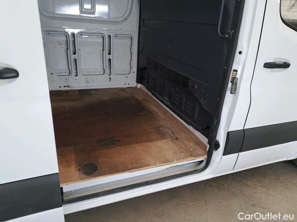  Mercedes  Sprinter MERCEDES-BENZ  / 2018 / 4P / Fourgon tôlé 314 CDI traction Emp 3259 3.5T #27