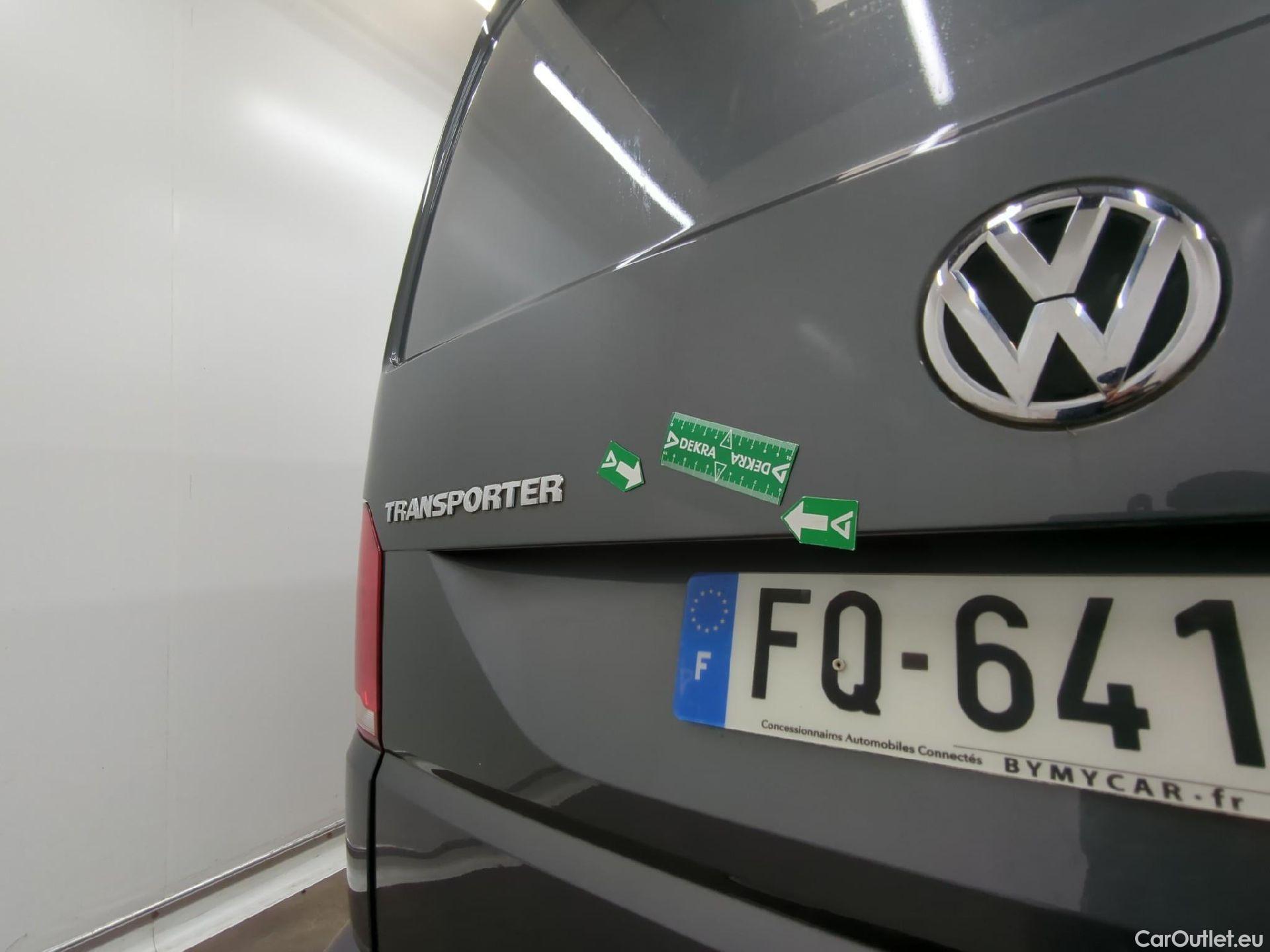  Volkswagen  Transporter VOLKSWAGEN  / 2019 / 4P / Fourgon tôlé 2.0 TDi 150 DSG7 L1H1 Business Line Plus #19